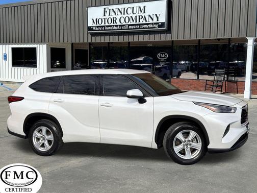 2022 Toyota Highlander L