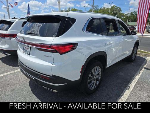 2025 Buick Enclave Preferred FWD