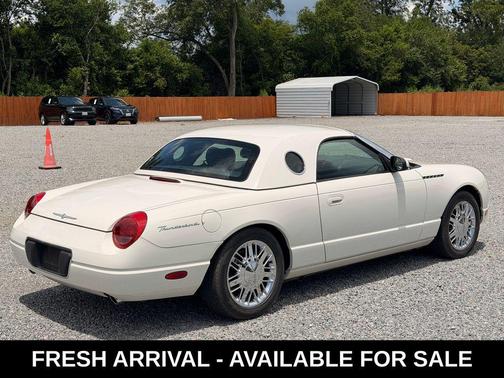 Whisper White 2002 Ford Thunderbird Base
