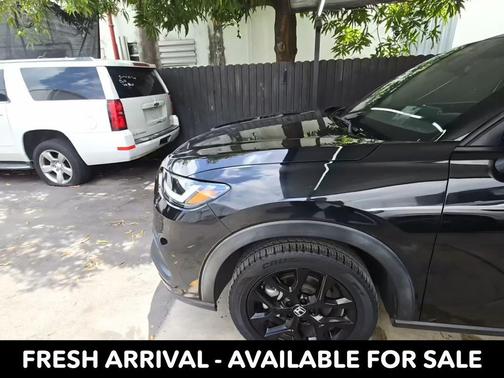 Crystal Black Pearl 2023 Honda HR-V 2WD Sport