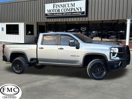 2024 Chevrolet Silverado 2500 4WD Crew Cab Standard Bed ZR2