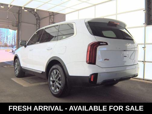 2024 Kia Telluride LX