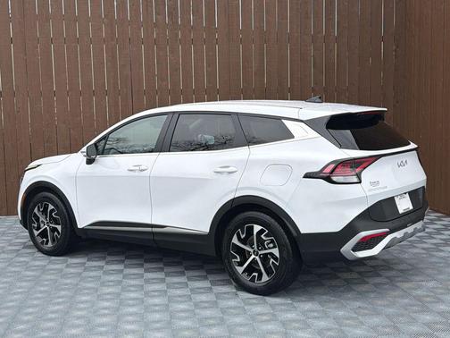 2025 Kia Sportage EX