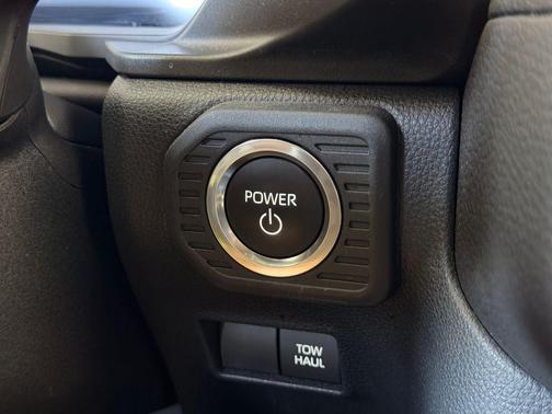 Ice Cap 2025 Toyota Land Cruiser Base