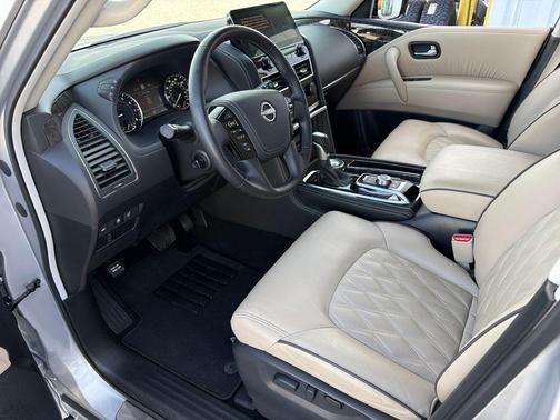 2024 Nissan Armada Platinum 2WD