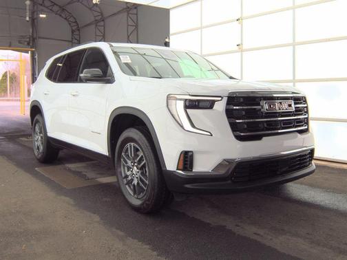 Summit White 2025 GMC Acadia FWD Elevation