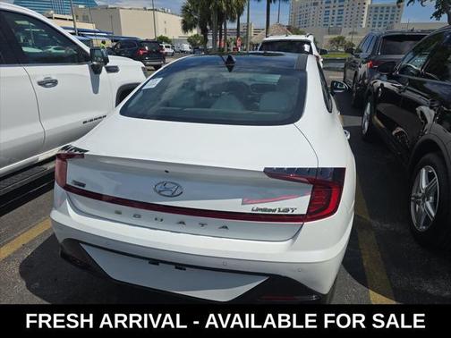 2021 Hyundai SONATA Limited