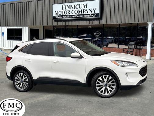 2022 Ford Escape Titanium