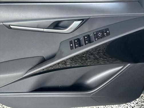 2023 Kia Niro Touring