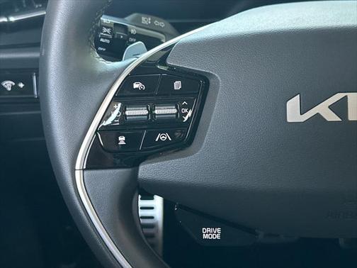 2023 Kia Niro Touring