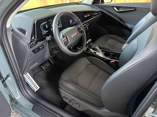 2023 Kia Niro Touring