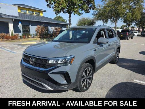 2023 Volkswagen Taos 1.5T SE