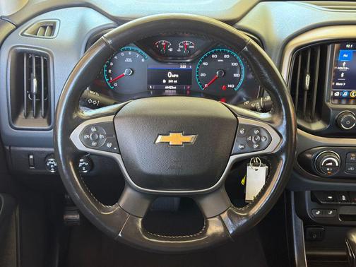 Black 2022 Chevrolet Colorado Z71