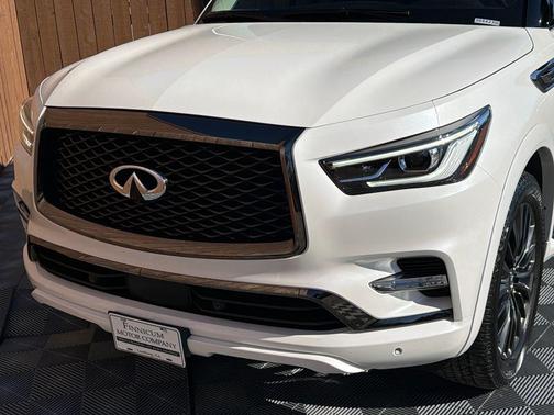 2023 INFINITI QX80 PREMIUM SELECT AWD