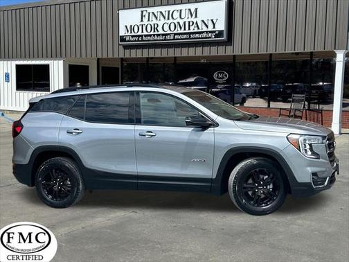 2023 GMC Terrain AWD AT4