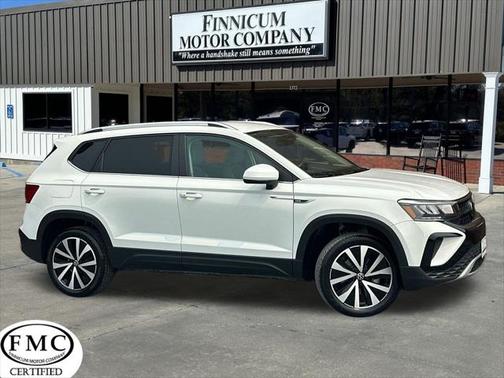 2024 Volkswagen Taos 1.5T SE