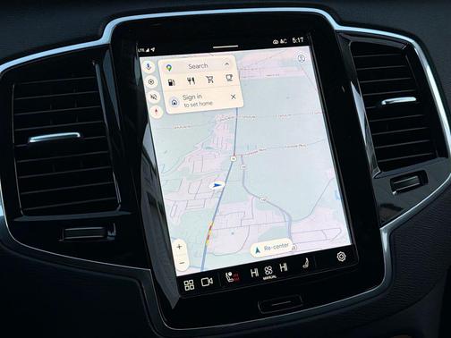 2024 Volvo XC90 B5 Plus Bright Theme