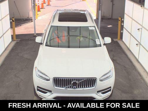 2024 Volvo XC90 B5 Plus Bright Theme