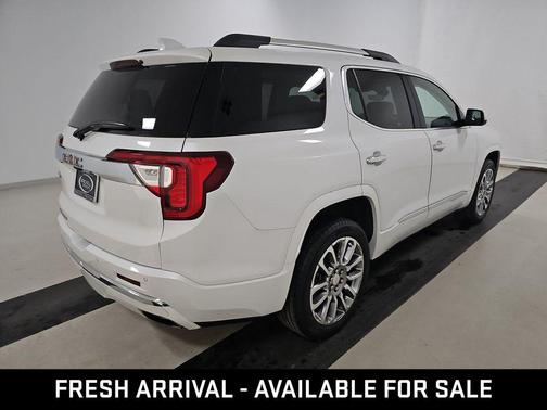White Frost Tricoat 2023 GMC Acadia Denali