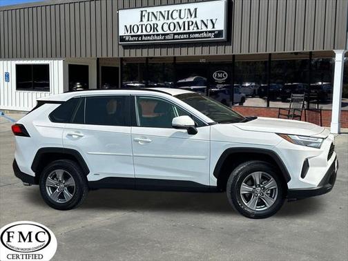 2024 Toyota RAV4 Hybrid LE