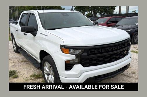 Summit White 2024 Chevrolet Silverado 1500 Custom