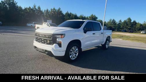 2025 Chevrolet Silverado 1500 Custom