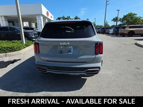 Wolf Gray 2023 Kia Sorento EX