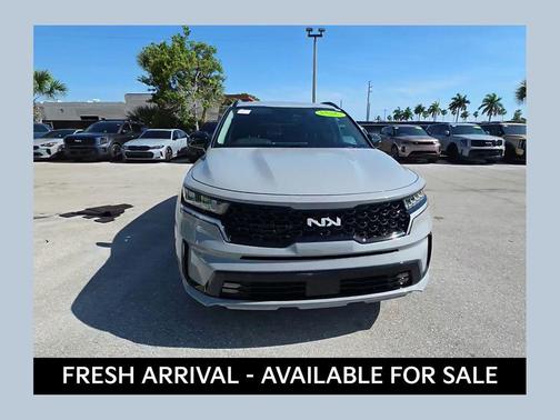 Wolf Gray 2023 Kia Sorento EX