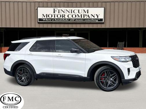 2025 Ford Explorer ST