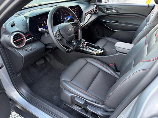 2025 Chevrolet Trax FWD 2RS