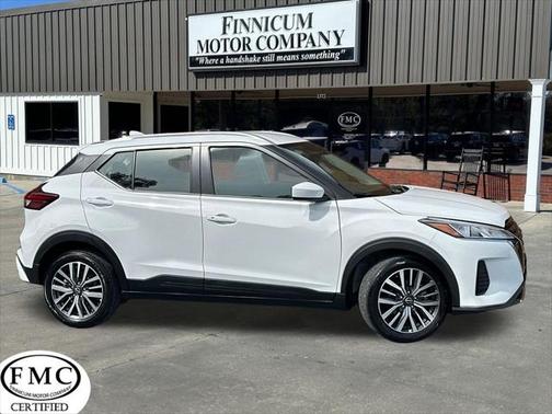2024 Nissan Kicks SV