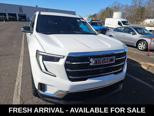 2025 GMC Acadia FWD Elevation