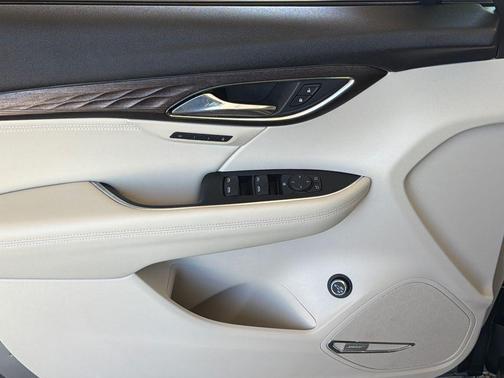 Moonstone Gray Metallic 2023 Buick Envision Avenir FWD