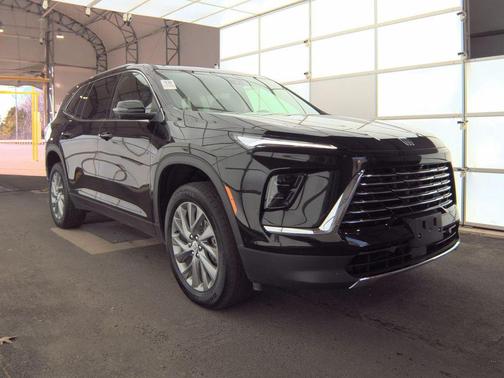 2025 Buick Enclave Preferred FWD