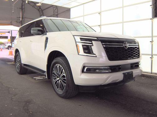 2025 Nissan Armada SL 2WD