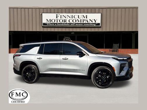 Sterling Gray Metallic 2025 Chevrolet Traverse RS