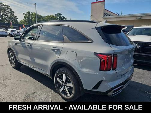 2023 Kia Sorento EX