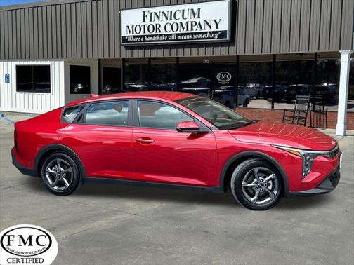 2025 Kia K4 LXS