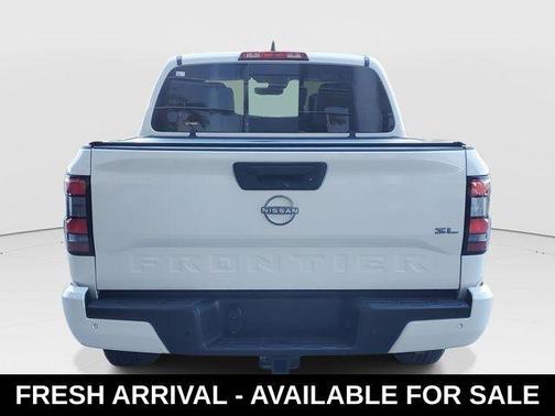 2024 Nissan Frontier SL