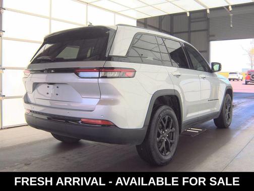 2024 Jeep Grand Cherokee Altitude