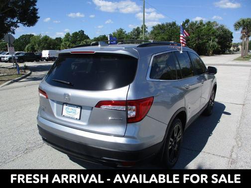 Lunar Silver Metallic 2022 Honda Pilot 2WD Special Edition