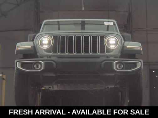 Earl Clearcoat 2024 Jeep Wrangler 4-Door Sahara 4x4