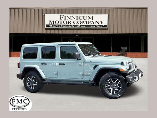 Earl Clearcoat 2024 Jeep Wrangler 4-Door Sahara 4x4