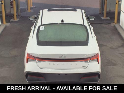 2025 Hyundai ELANTRA HEV Limited