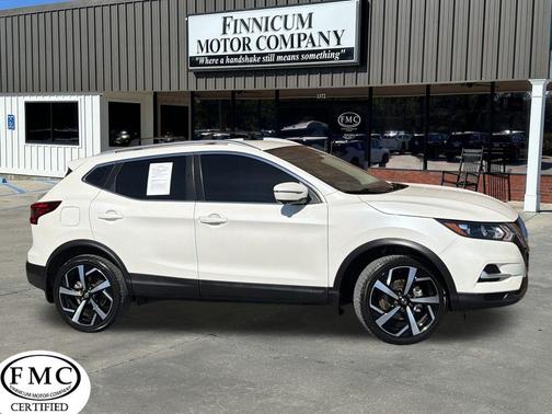 2022 Nissan Rogue Sport SL