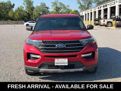 Rapid Red Metallic Tinted Clearcoat 2020 Ford Explorer XLT