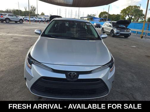 2025 Toyota Corolla LE