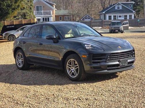 2019 Porsche Macan Base