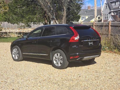 2017 Volvo XC60 T5 Inscription
