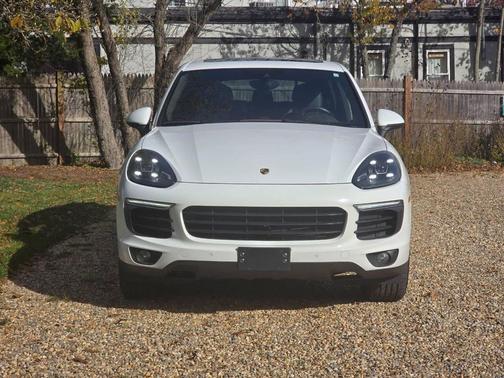 2016 Porsche Cayenne Cayenne